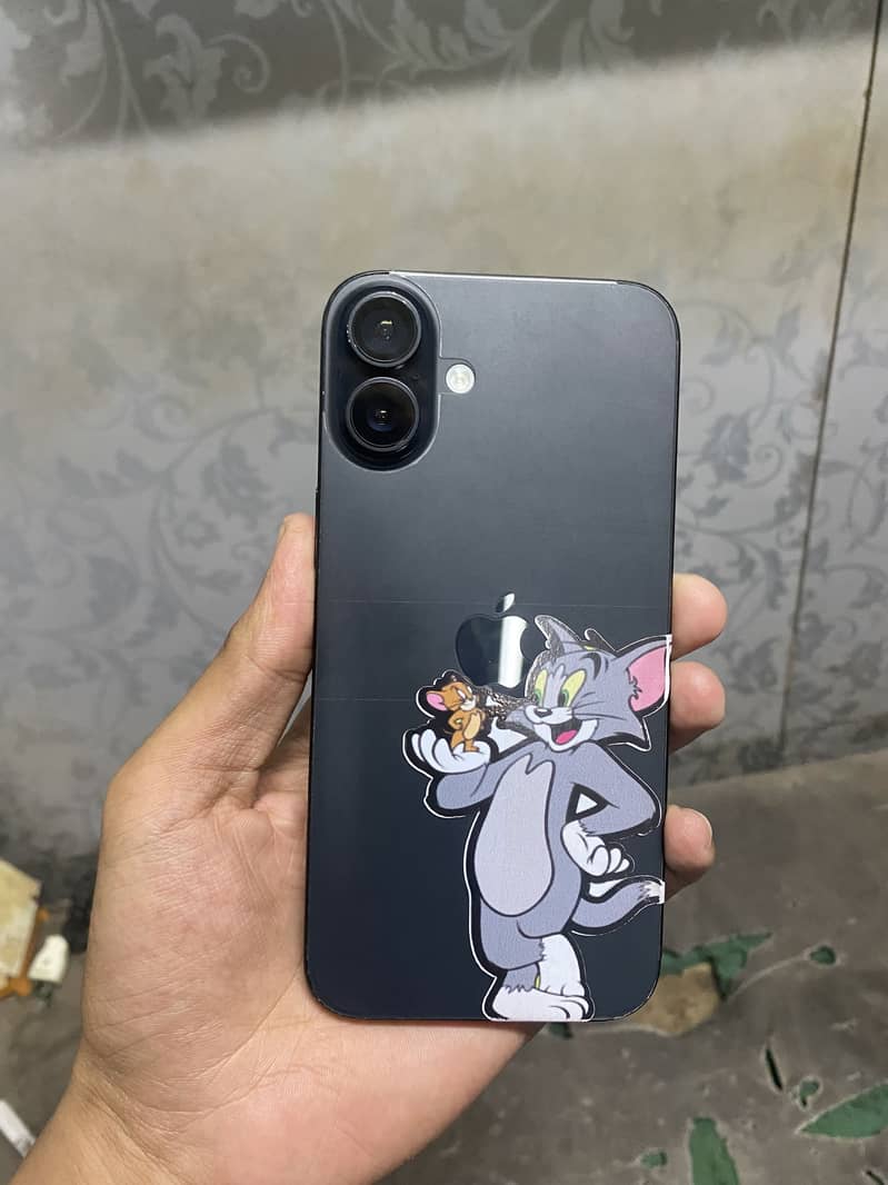 Apple iPhone 16 Plus 0