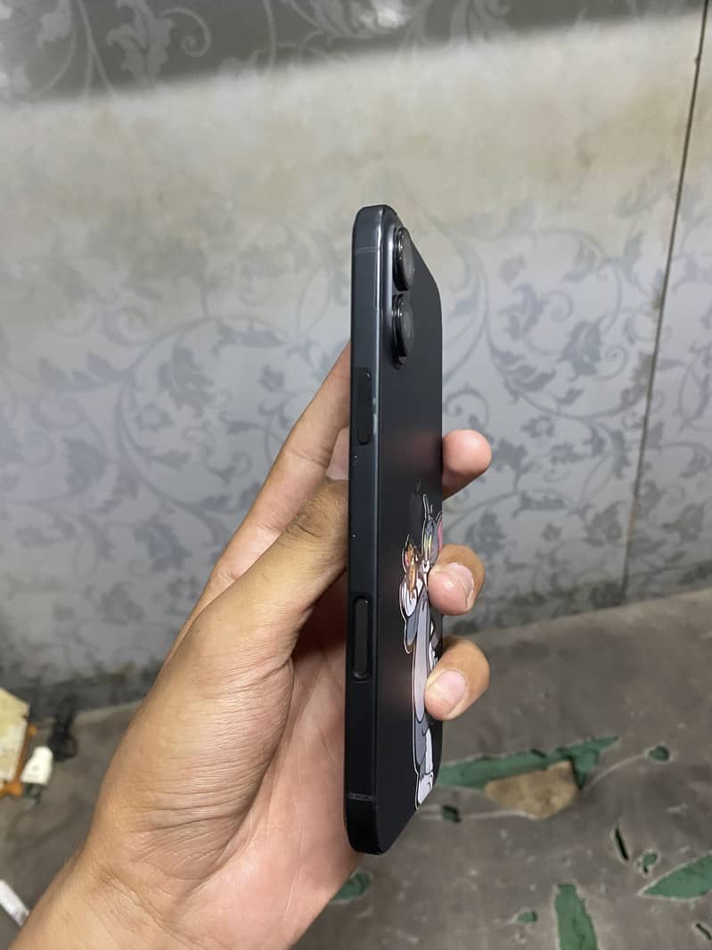 Apple iPhone 16 Plus 2