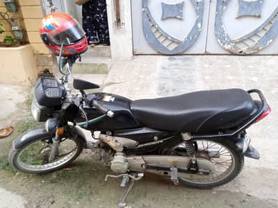 SUZUKI PRAIDOR 110