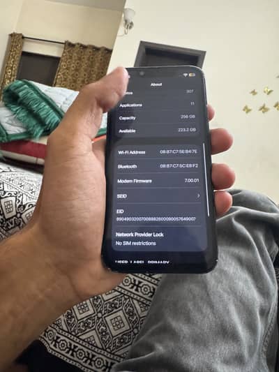 Apple iPhone 13 mini