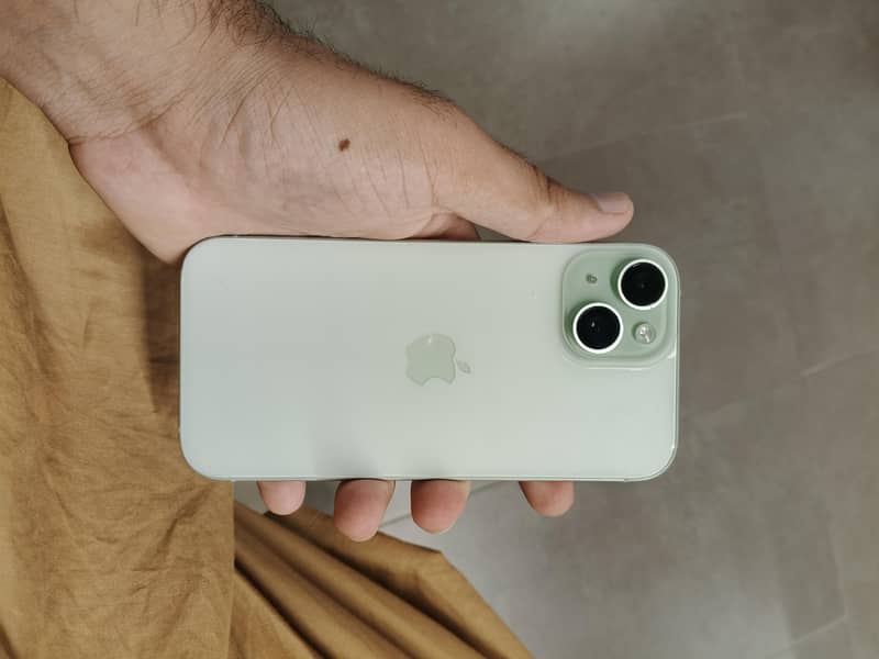 Apple iPhone 15 1