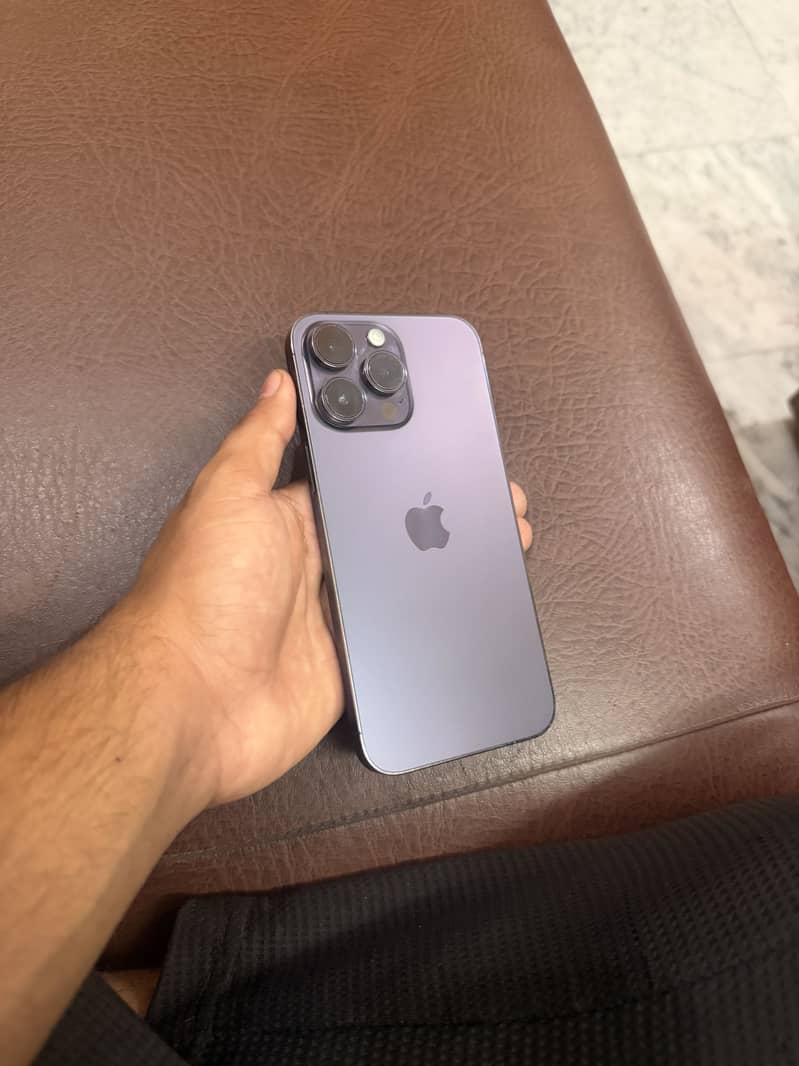Apple iPhone 14 Pro Max 2