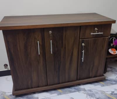 New WOODEN DIVIDER / SIDEBOARD