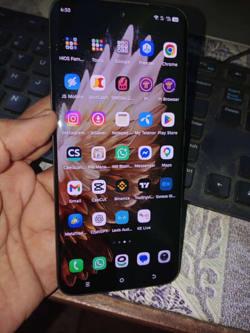 Tecno Spark 40 Pro Plus 6