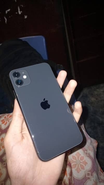 iPhone 11  jv