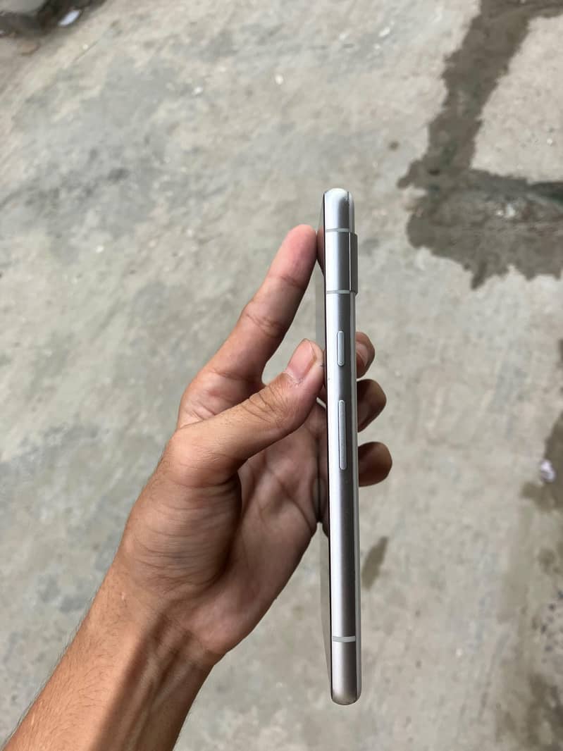 Google Pixel 7a 1