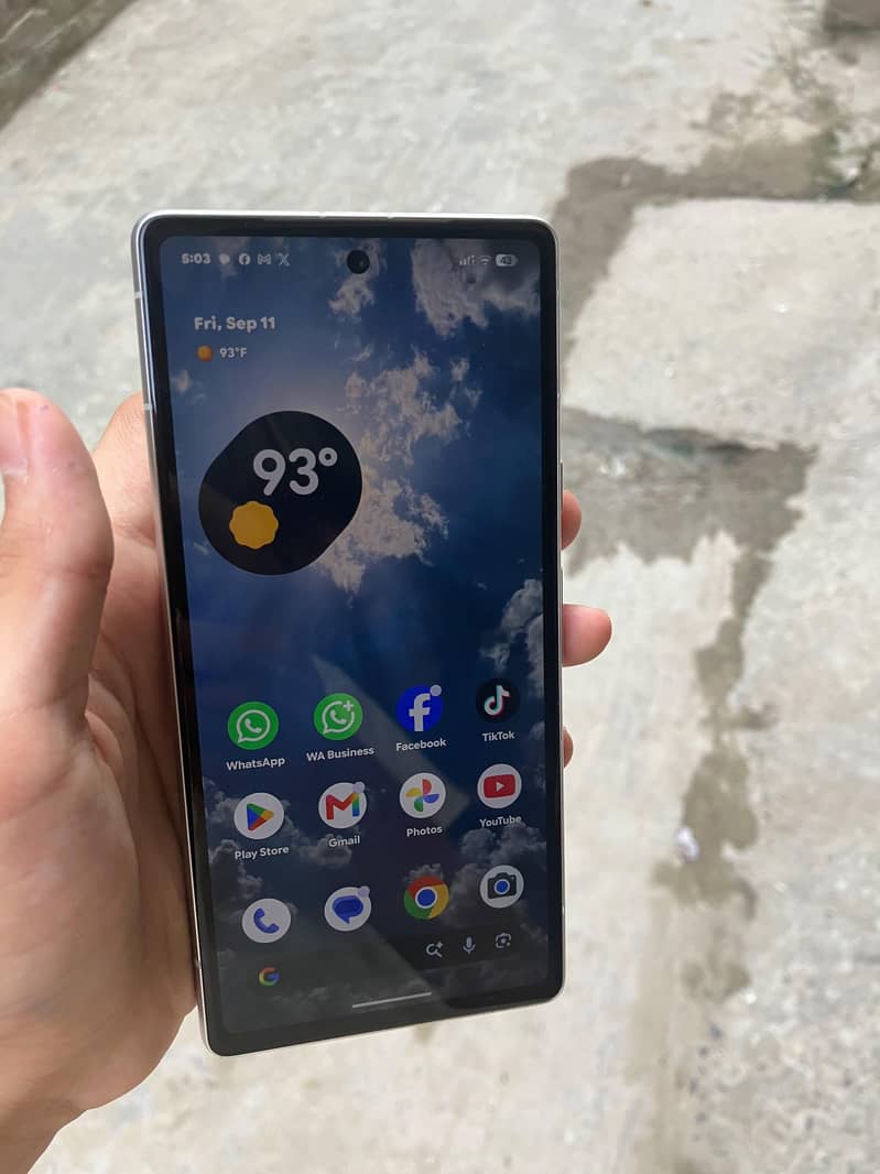 Google Pixel 7a 5