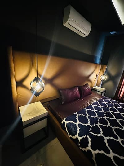 1 BHK/ Studio Apartments Zameen Opal Per Day Rent