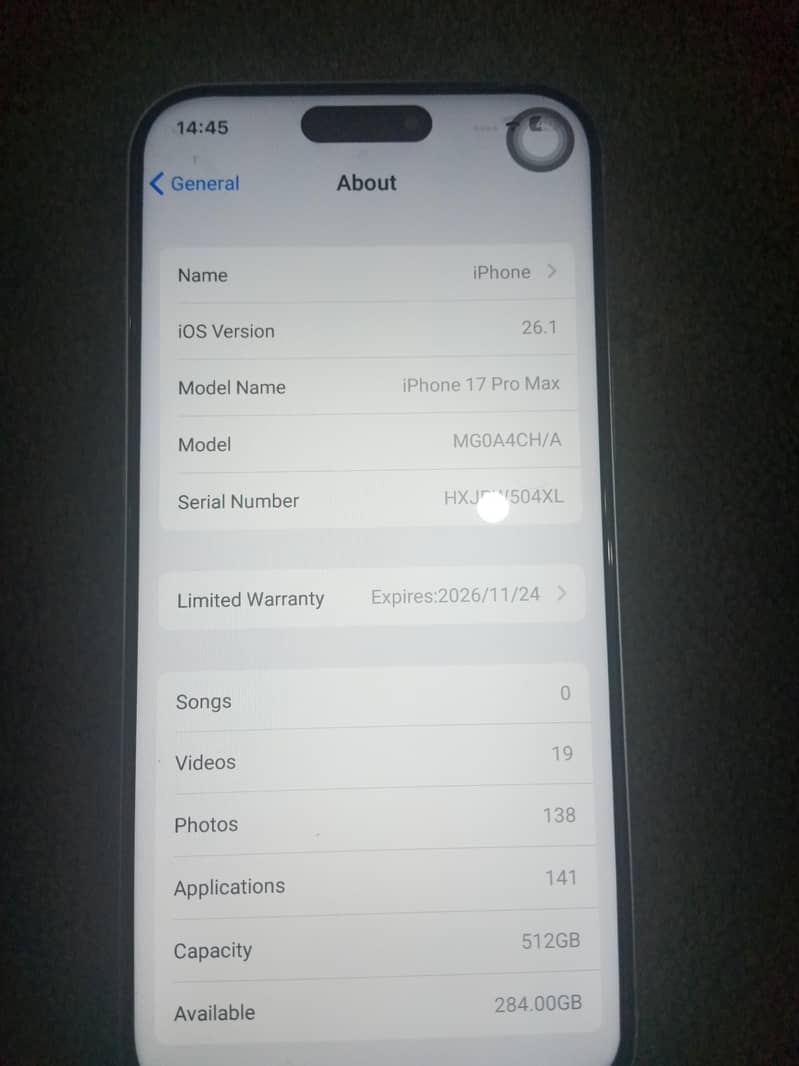 Apple iPhone 17 Pro Max 1