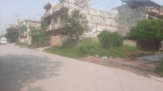 5 Marla Main Road Corner Plot Top Location For Sale