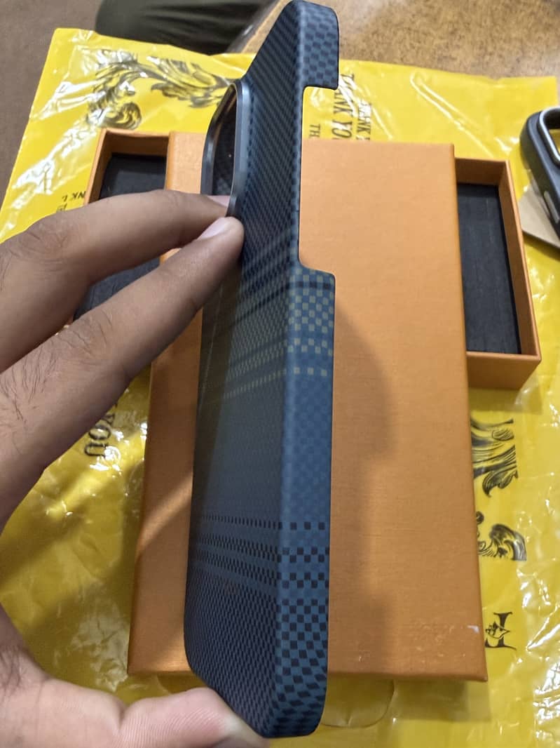 PITAKA Case 15 pro max 1