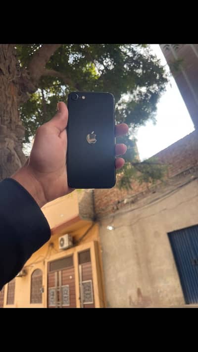 Apple iPhone SE