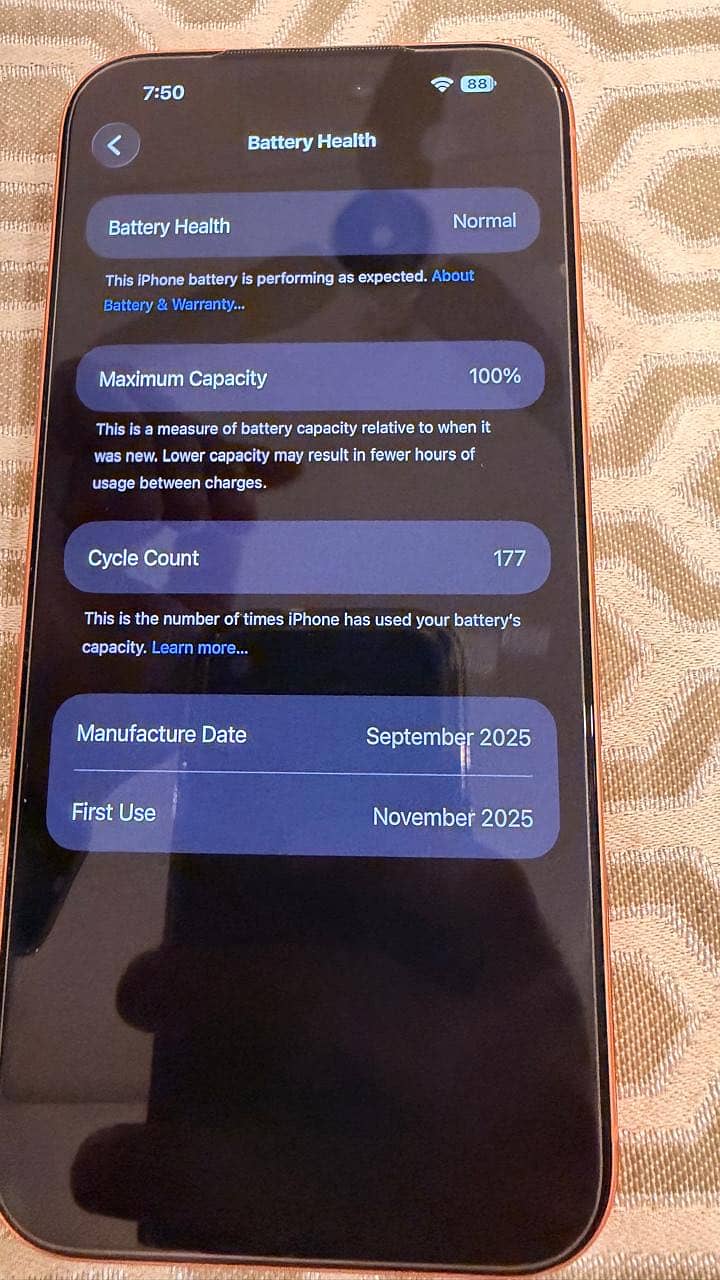 Apple iPhone 17 Pro Max 6