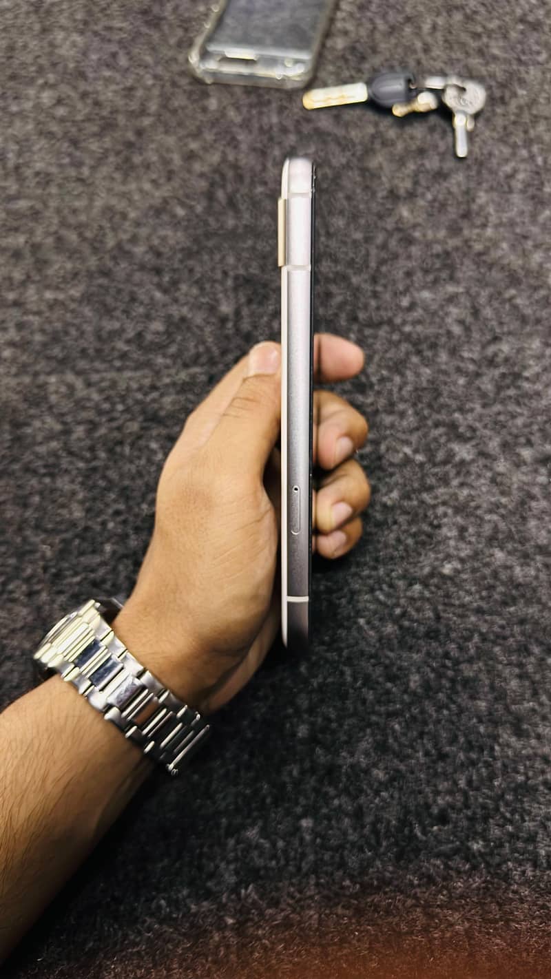 Google Pixel 8a 7