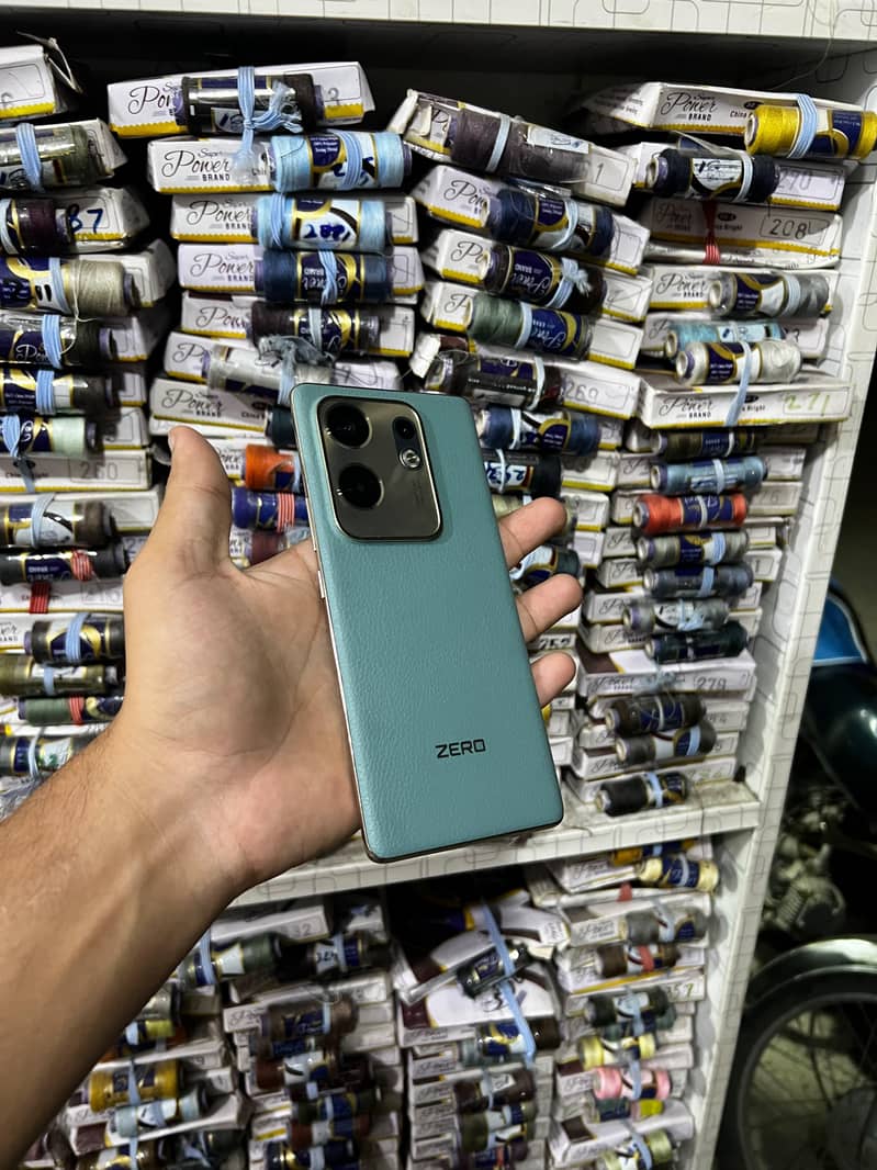 Infinix Zero 30 7