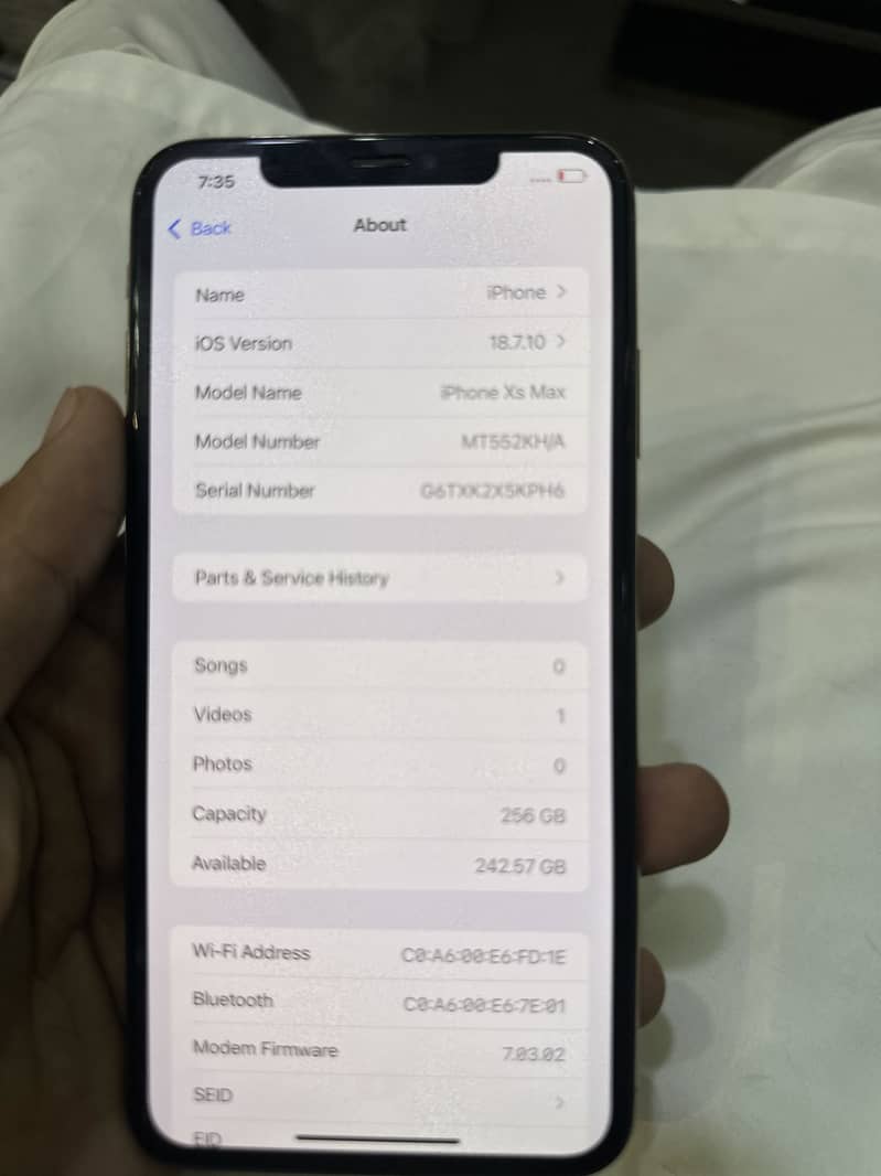 Apple iPhone X 3