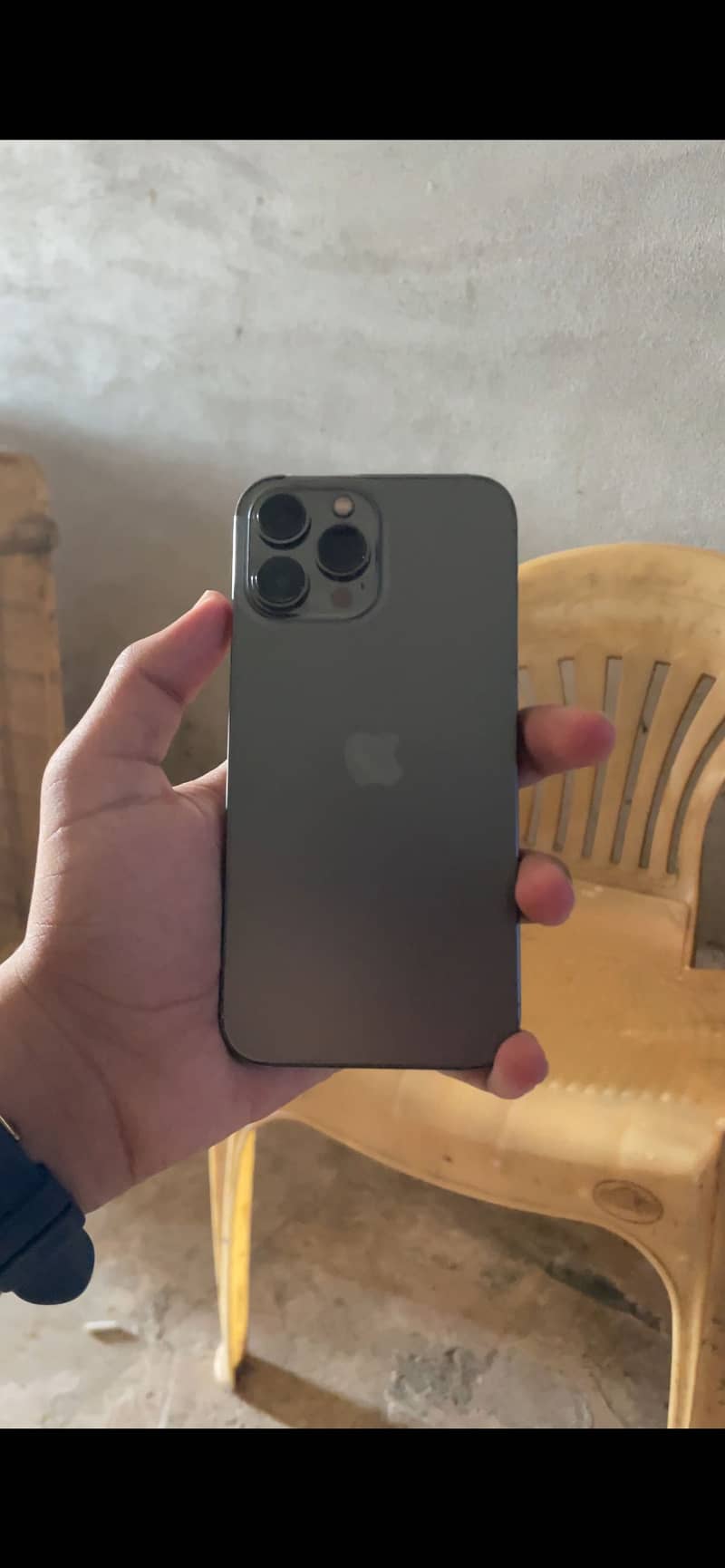 Apple iPhone 13 Pro Max 1