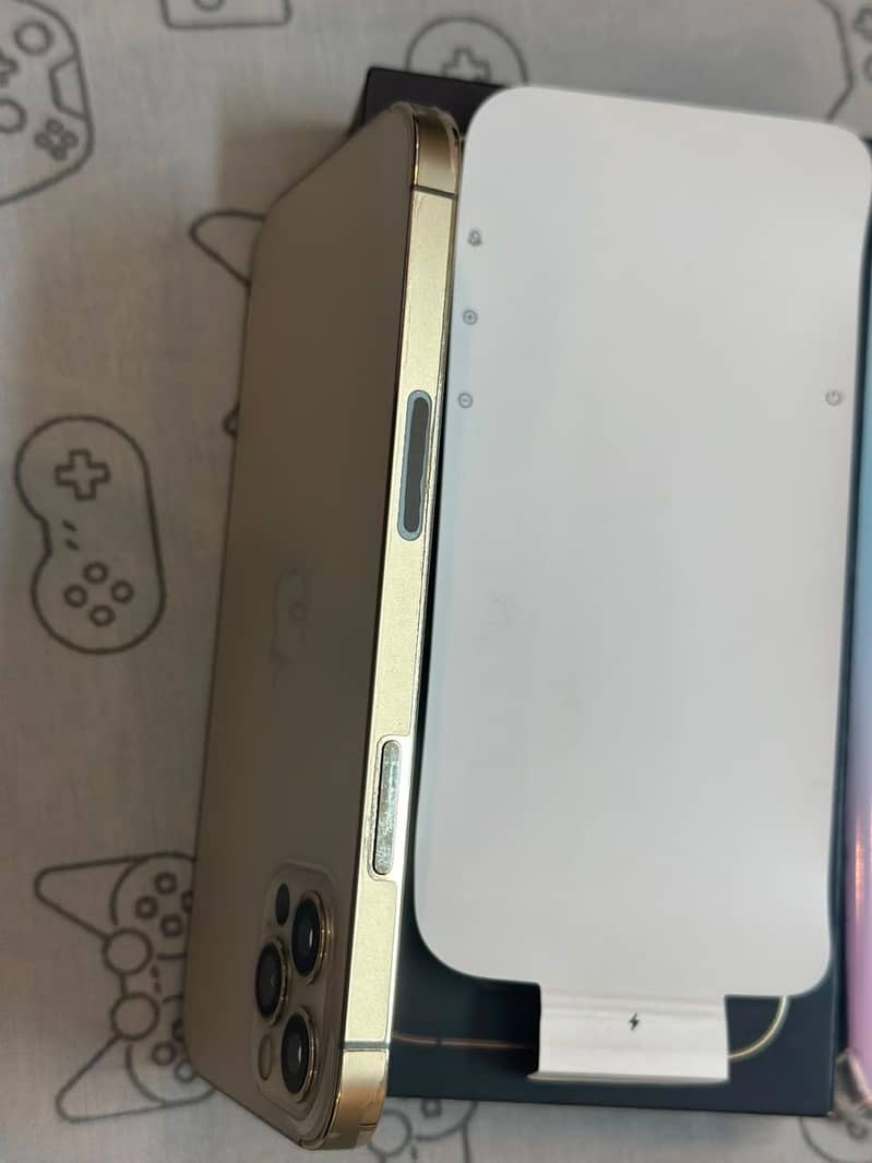 Apple iPhone 12 Pro 8