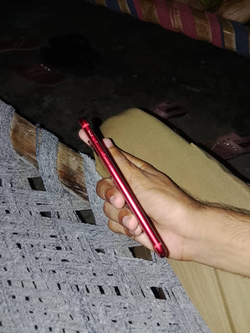 Apple iPhone 8 4