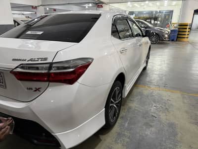 Toyota Corolla Altis Grande 2022