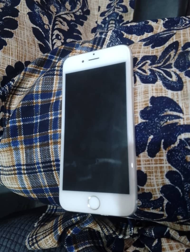 Apple iPhone 6S 1