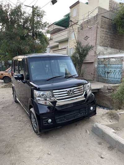 URGENT HONDA N BOX CUSTOM 2014/2021
