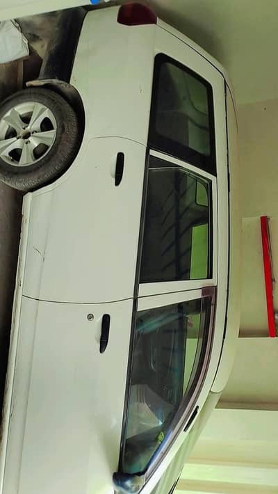 Nissan AD Van 2011