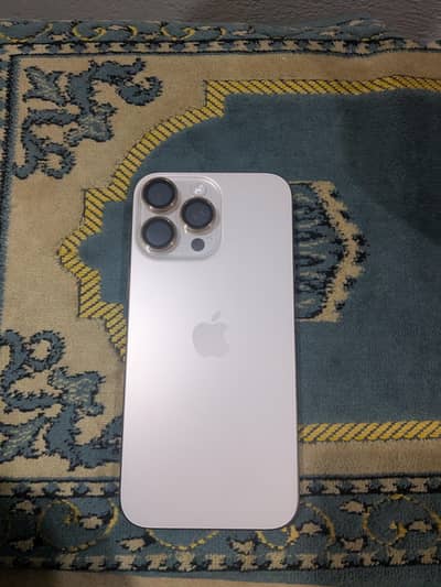 Apple iPhone 16 Pro Max