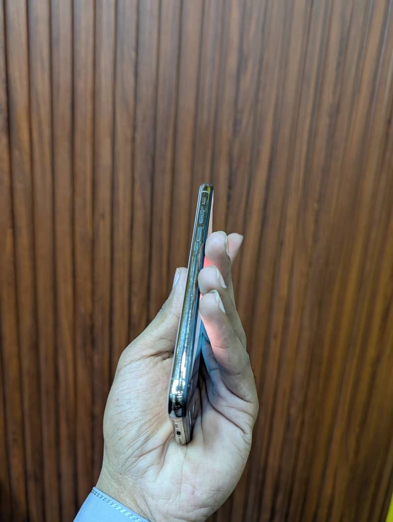 iPhone xs single sim PTA 2
