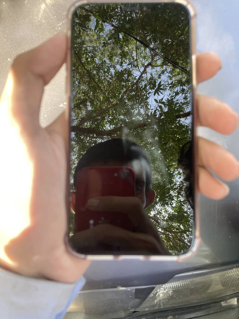 Apple iPhone X 3