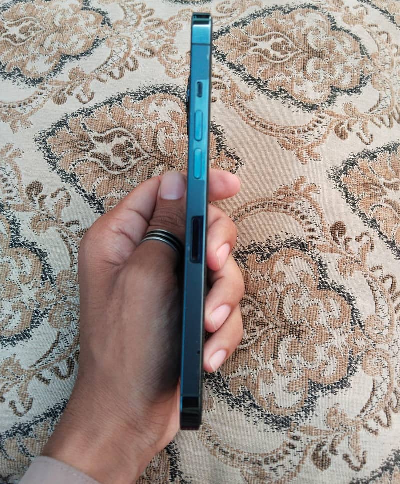 Apple iPhone 12 Pro Max 5