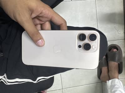 Apple iPhone 16 Pro Max