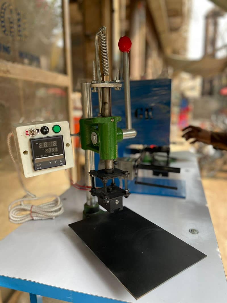 Embossing Machine 0