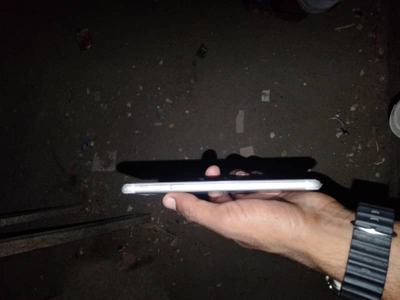 Apple iPhone 6S Plus 3