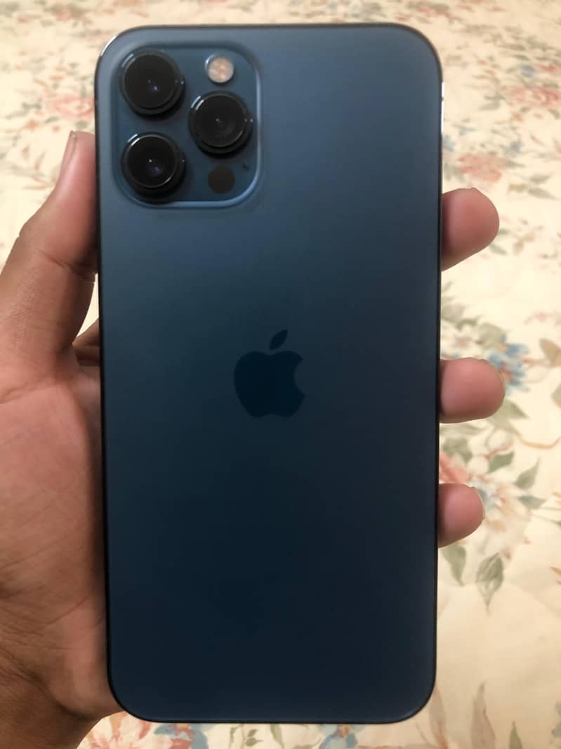 Apple iPhone 12 Pro Max 4