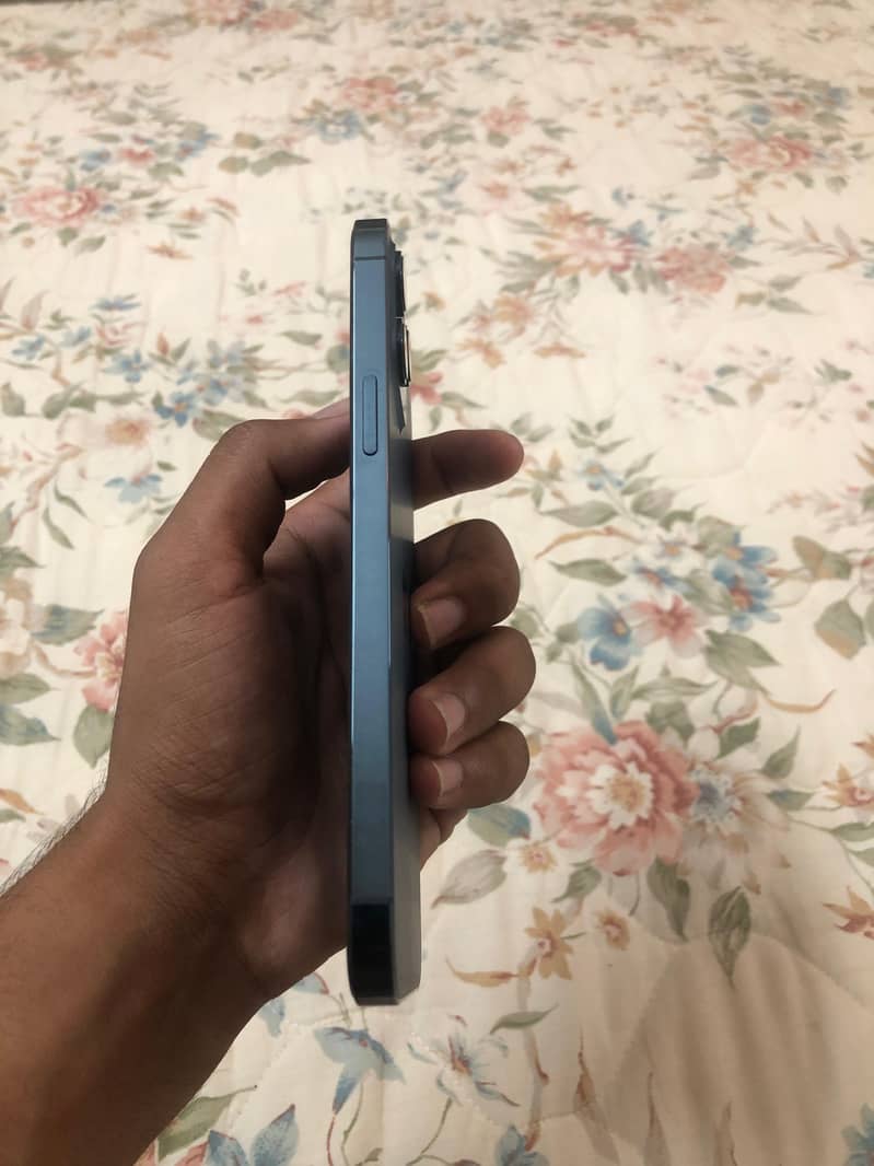 Apple iPhone 12 Pro Max 6