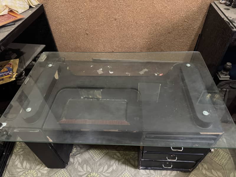 Office Table in Good Condition 3
