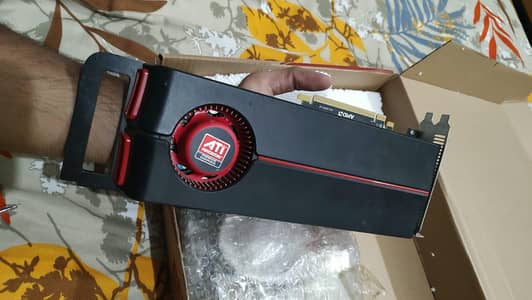ATI Radeon HD 5870 1gb ddr5