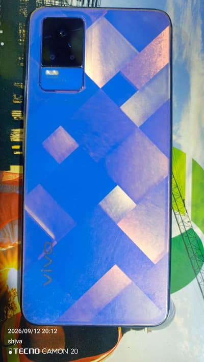 Vivo V21e