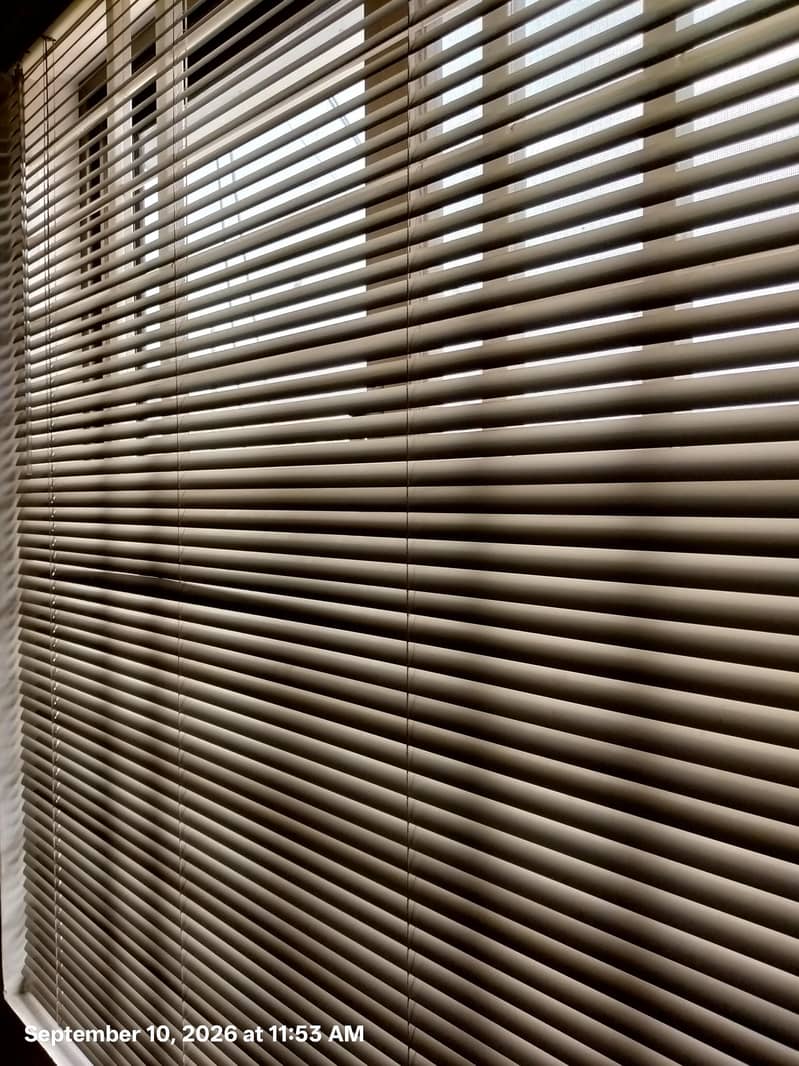 Windows blinds 5
