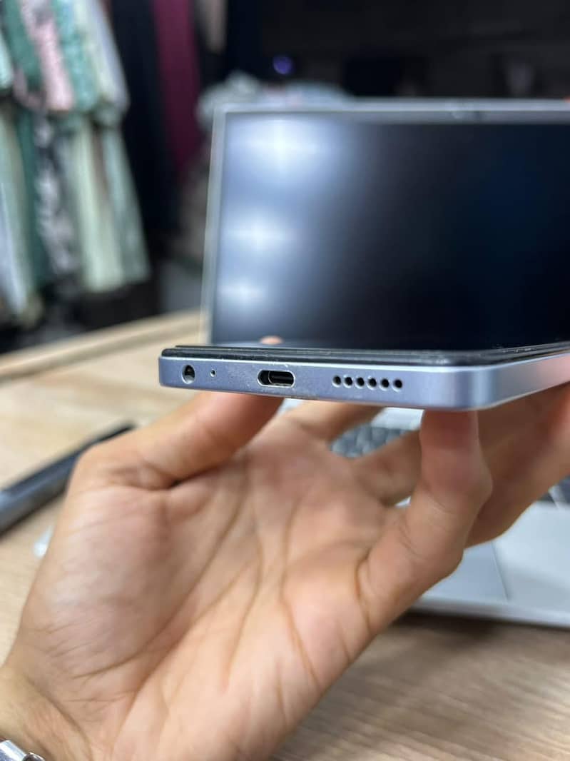 Tecno Spark 20 2