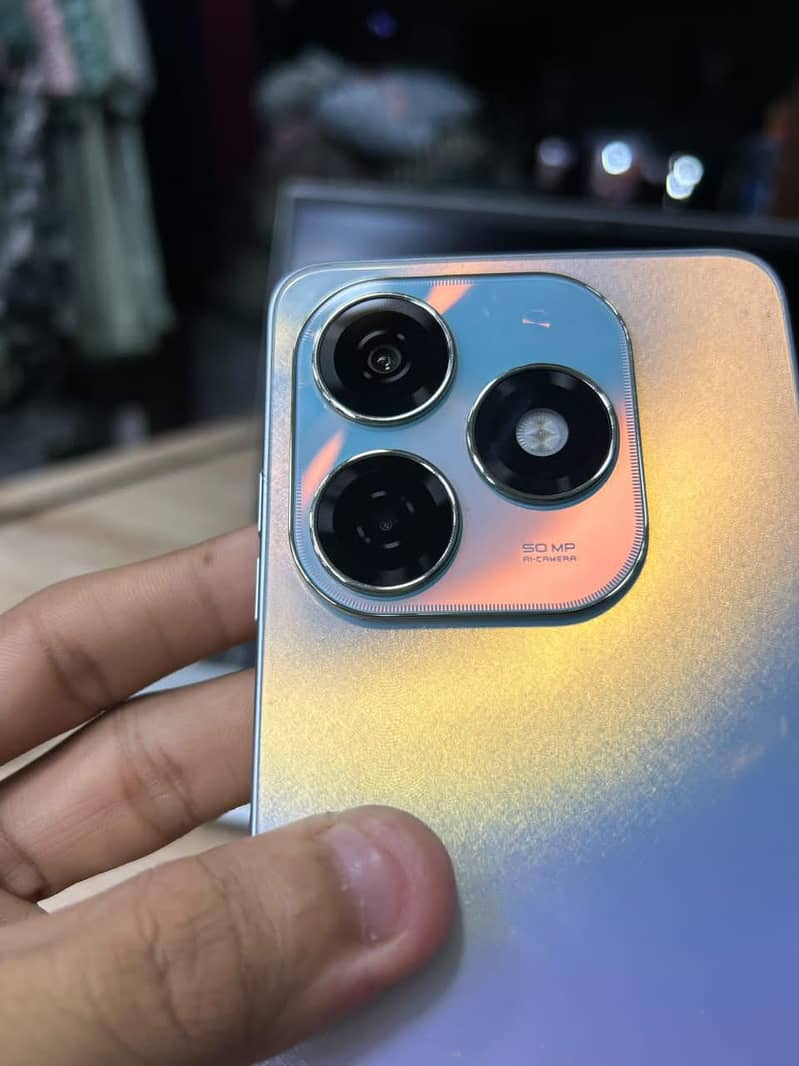 Tecno Spark 20 4