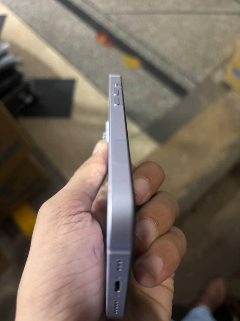 Apple iPhone 14 8