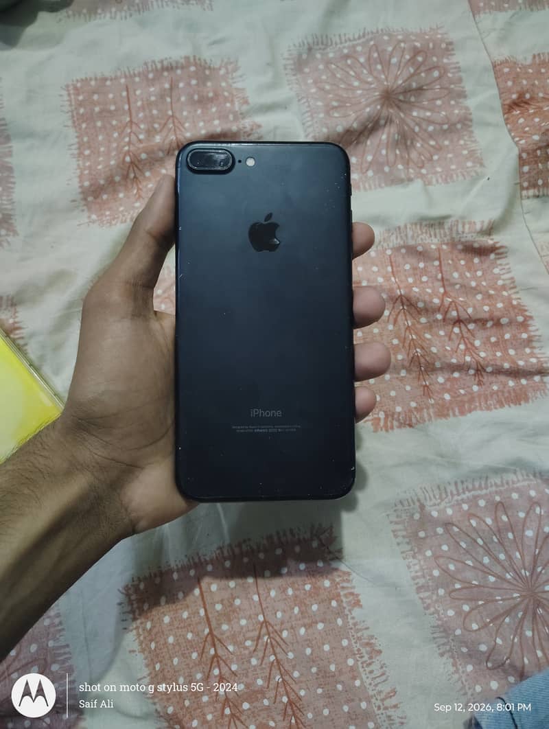 Apple iPhone 7 Plus 4