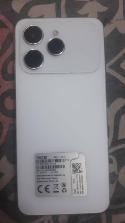 Tecno spark 40