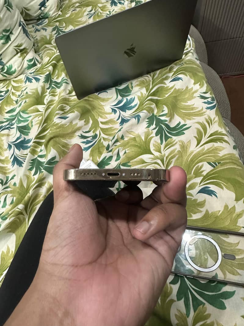 iPhone 12 Pro Sim working 2
