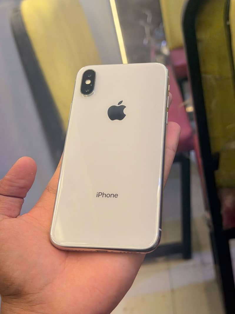 Apple iPhone X 2