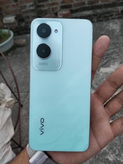 vivo y18 4+4 128