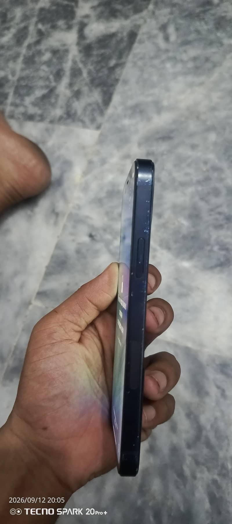 Apple iPhone 12 2