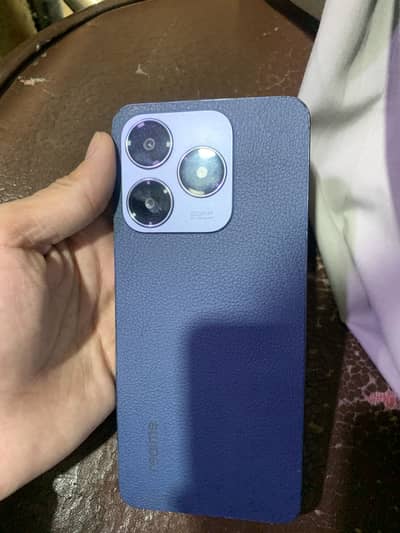 Realme C63